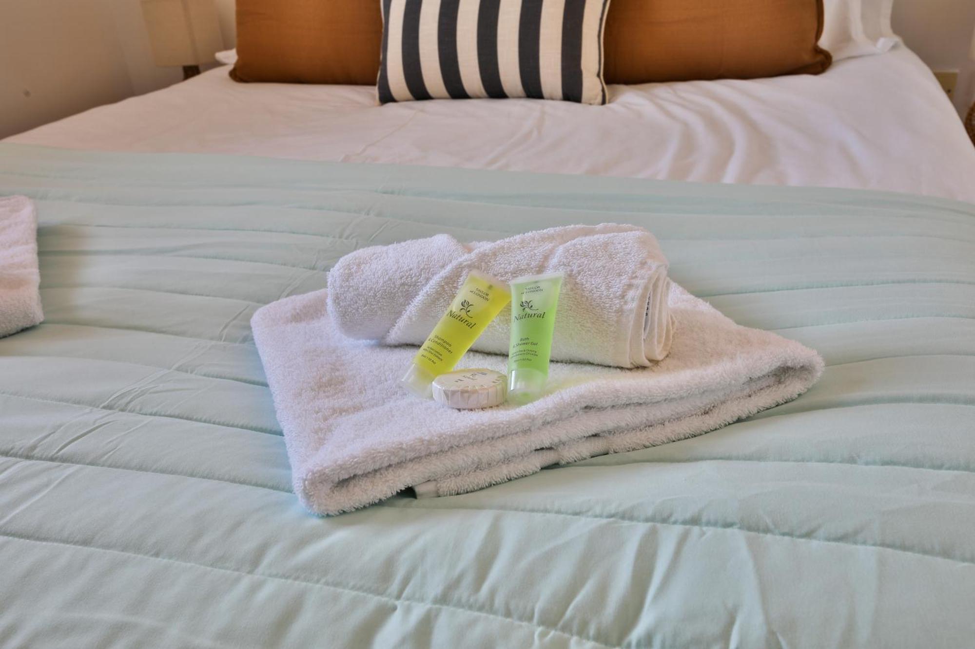 Stayright 2 Bed Beach House With Private Parking- Next To Barry Beach And Jackson Bay المظهر الخارجي الصورة